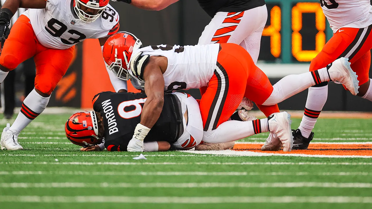 Myles Garrett sets record for most sacks in a single season