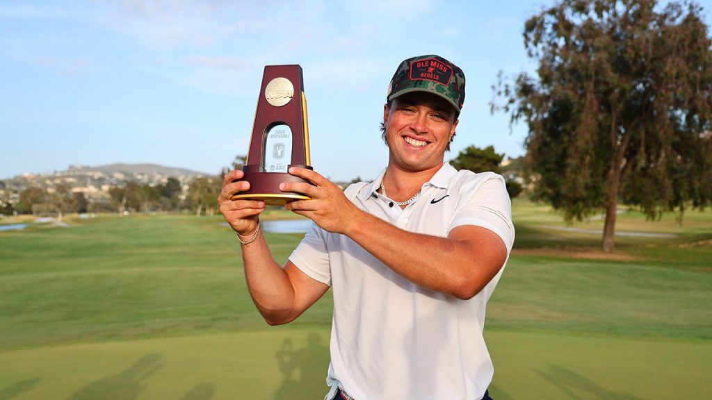 NCAA champion loses eligibility for the Masters after joining LIV.