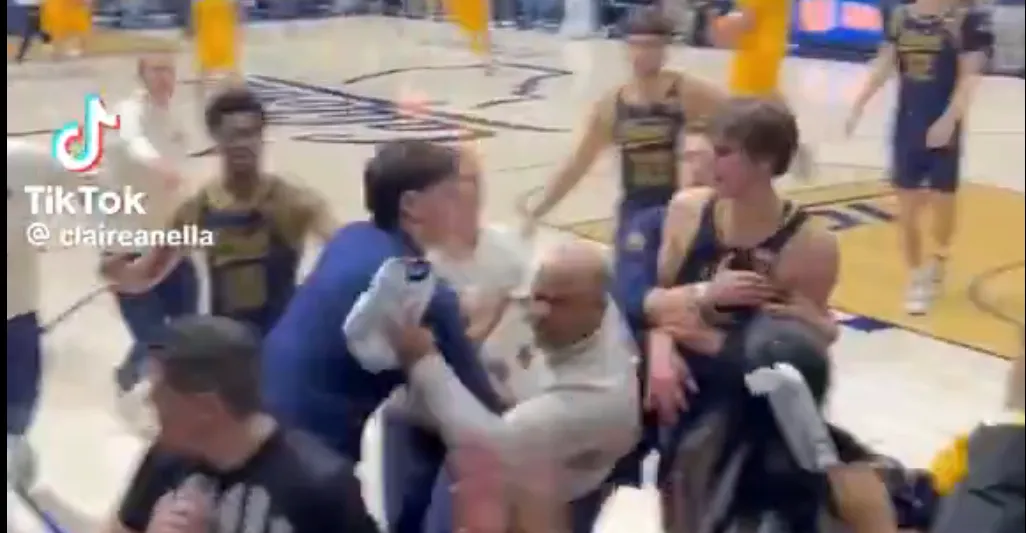 Notre Dame coach confronts referees after 3 fouls lead to a 4-point play defeat
