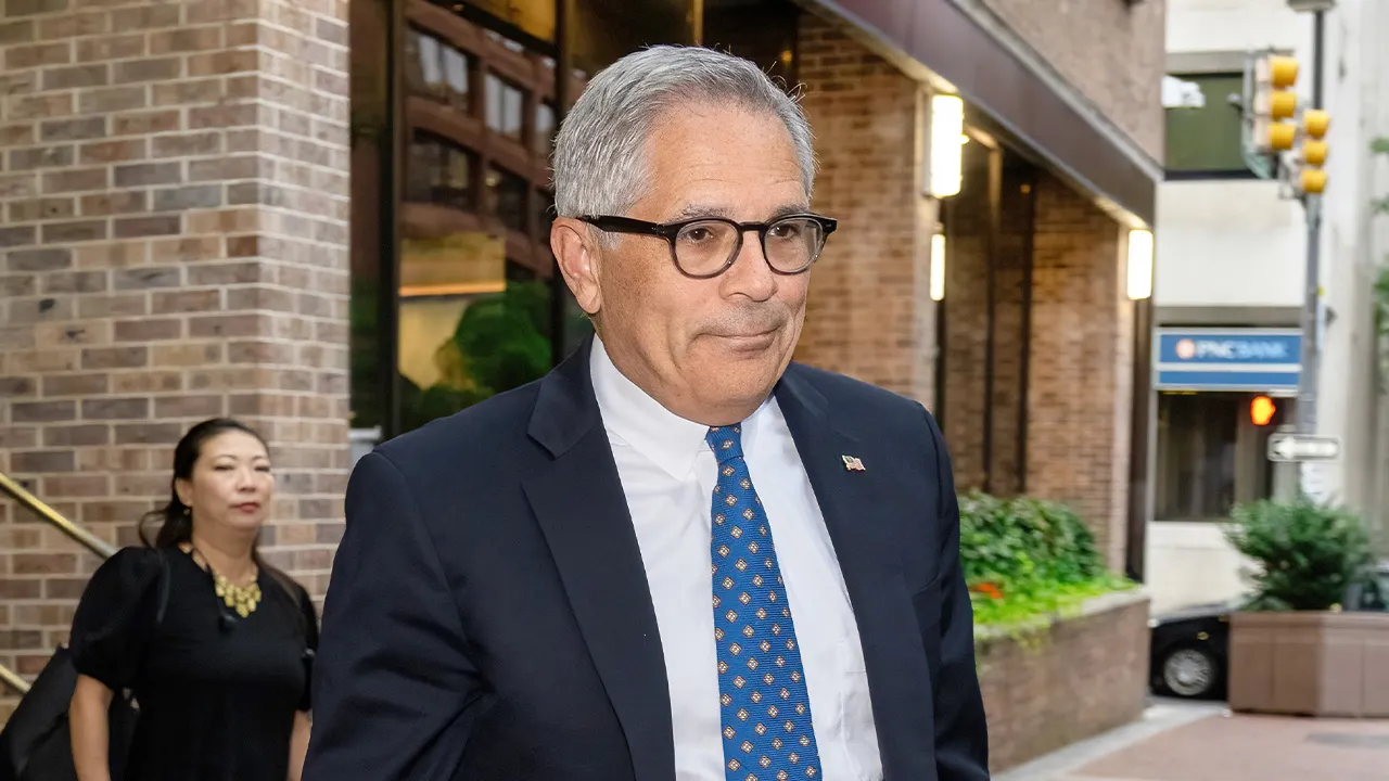 Philadelphia DA Larry Krasner's warning about ICE draws criticism from MAGA supporters