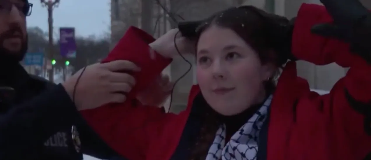 Police Disrupted Maduro-Supporting Activist's News Coverage by Arresting Her While Cameras Were Rolling