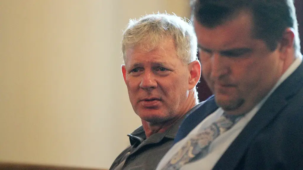 Police believe Lenny Dykstra may have had crack or meth in his possession during a traffic stop.