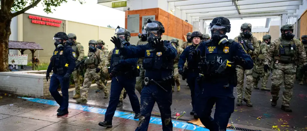 Portland Memo Advises City Officials to Document ICE Agents and Contact ‘MigraWatch’ Activists for Assistance