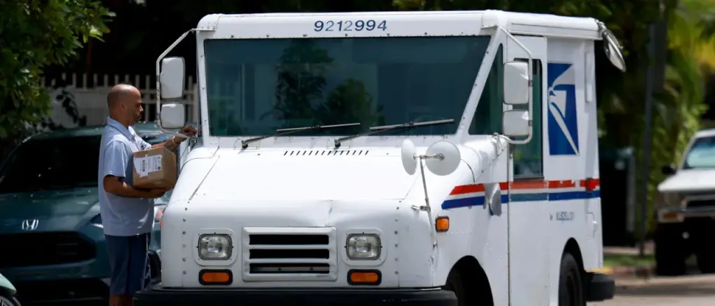 Post Office Reducing Use of Migrant Drivers Amid Increasing Truck Accidents