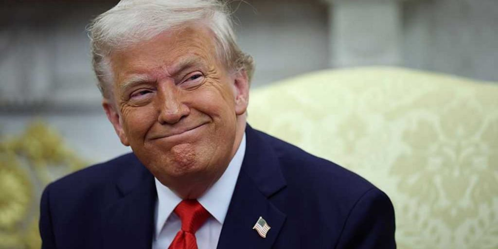 Progressive candidate attempts to set a Trump trap — and fails badly