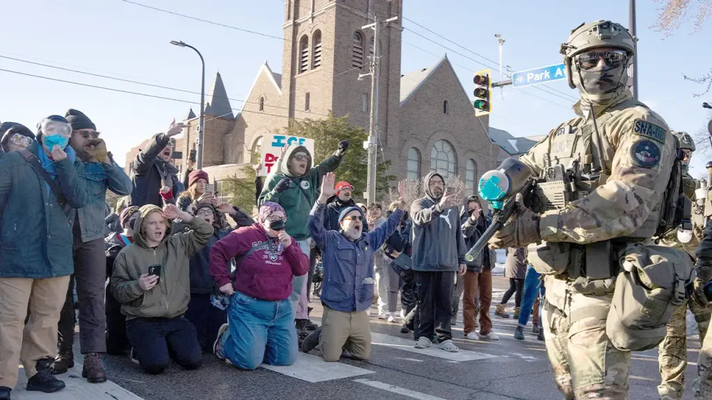 Protesters against ICE disrupt Sunday service at St. Paul church