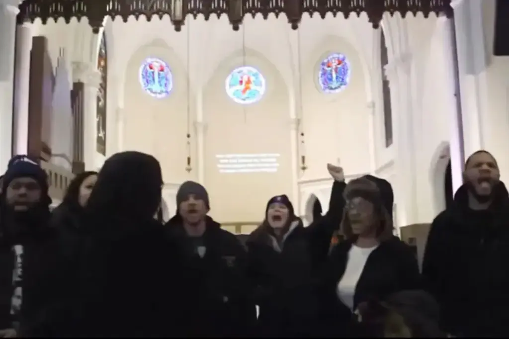 Protesters invade Minnesota church due to pastor's supposed connections to immigration authorities