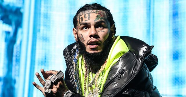 Rapper Tekashi 6ix9ine Turns Himself In at Brooklyn Jail Where Maduro is Detained