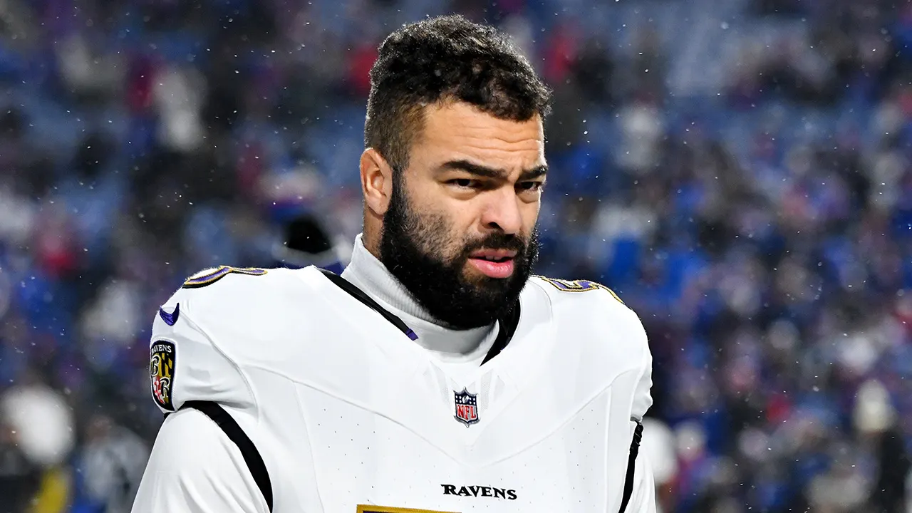 Ravens' Kyle Van Noy seeks to change the intentional grounding rule in the NFL