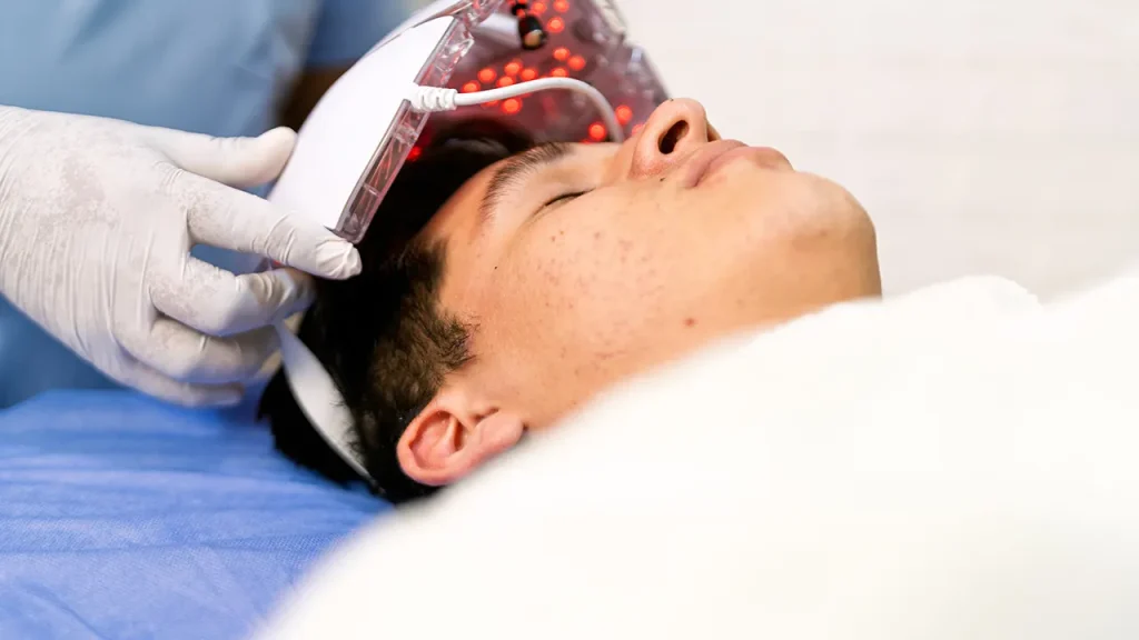 Red light therapy helps reduce brain inflammation in football players