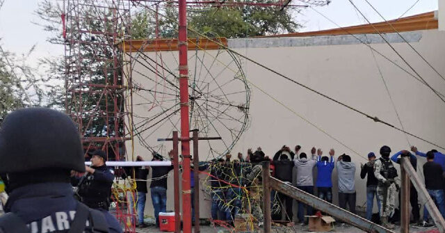 Residents in Mexico Clash as Soldiers Disband Town Celebration for Cartel Leader