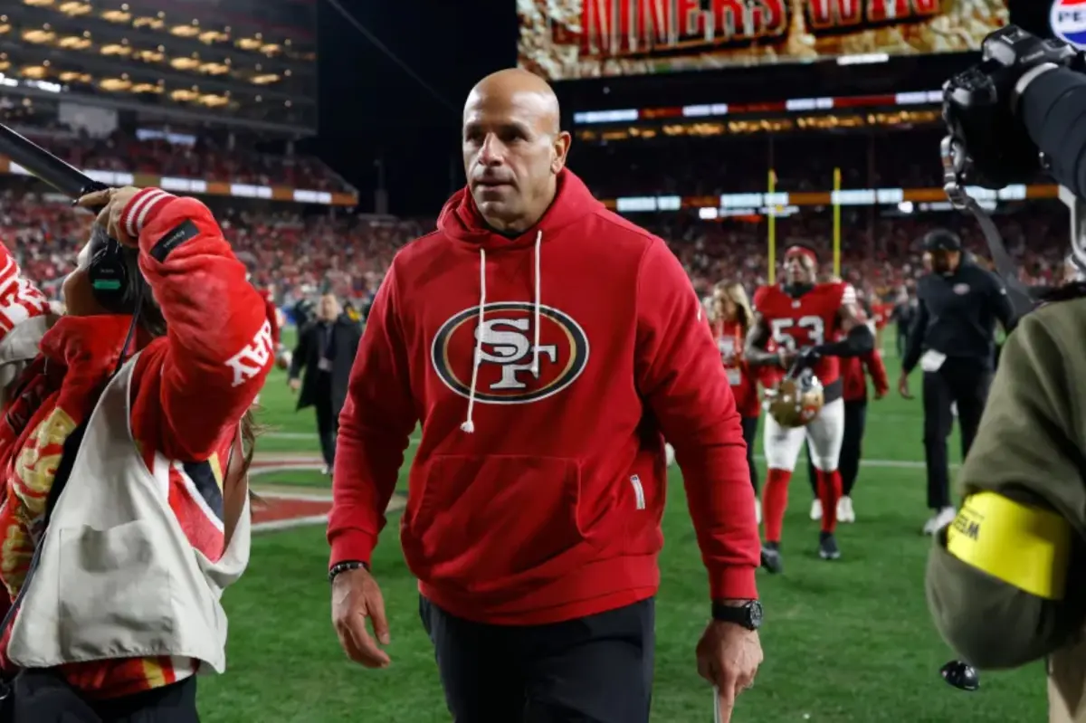 Robert Saleh advances towards a new head coaching position as a finalist for the Titans