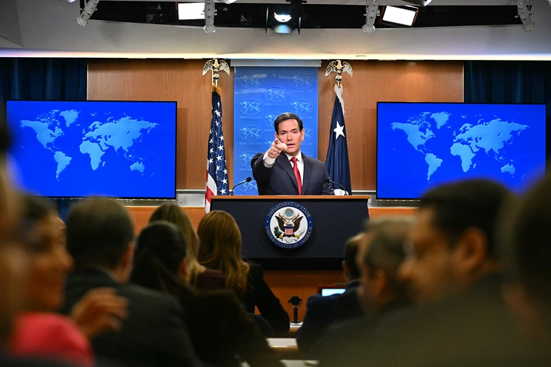 Rubio: The U.S. is fighting against drug trafficking groups, not Venezuela.