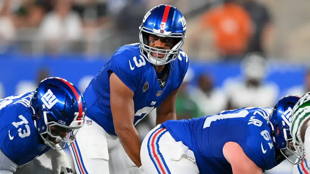 Russell Wilson intends to continue playing in 2026 despite a disappointing season with the Giants.