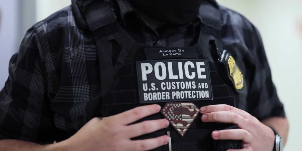 Sandwich shop owner in Michigan confronted for abusive comments about ICE: 'Forget your obvious fascism'