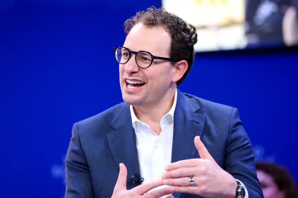 Selling AI chips to China is comparable to supplying nuclear weapons to North Korea, according to Anthropic's CEO.