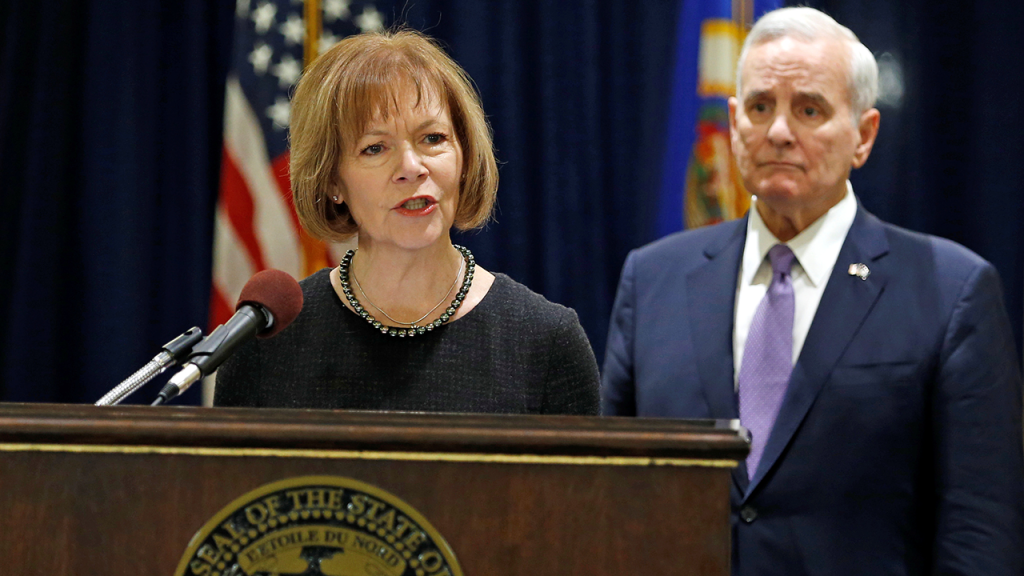 Sen. Tina Smith calls for ICE to leave following reported shooting in Minneapolis