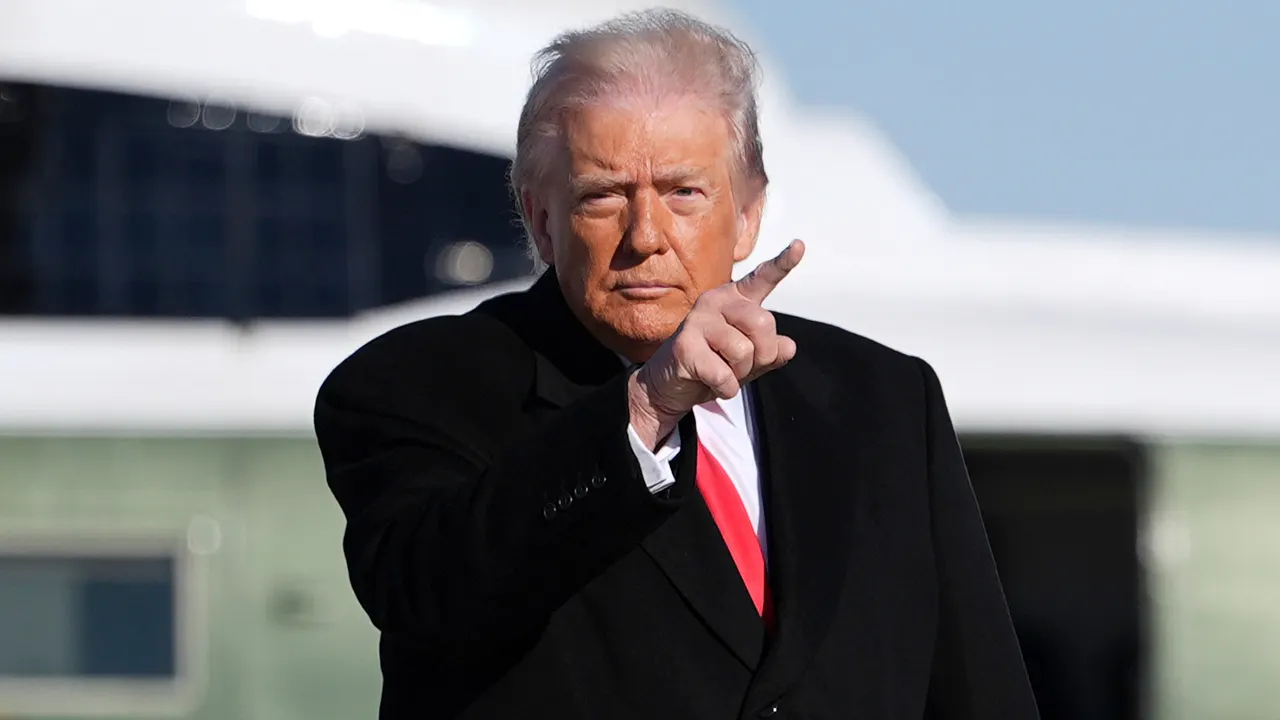 Senate approves $174 billion spending bill for Trump's signature after Democrats agree