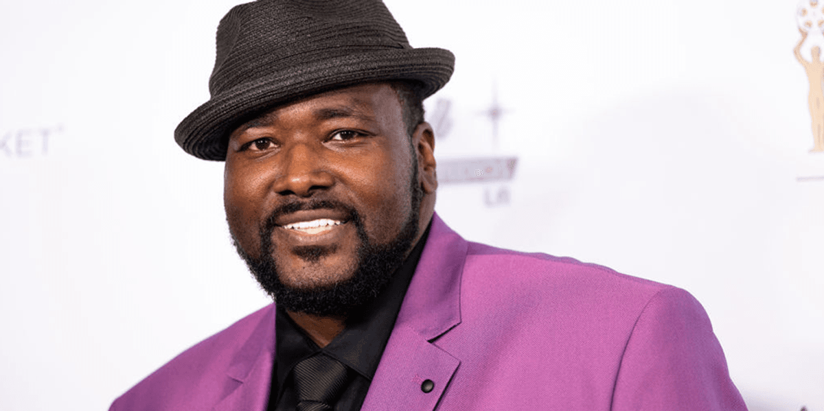 Seriously ill 'The Blind Side' actor shows signs of improvement; family attributes it to the strength of prayer