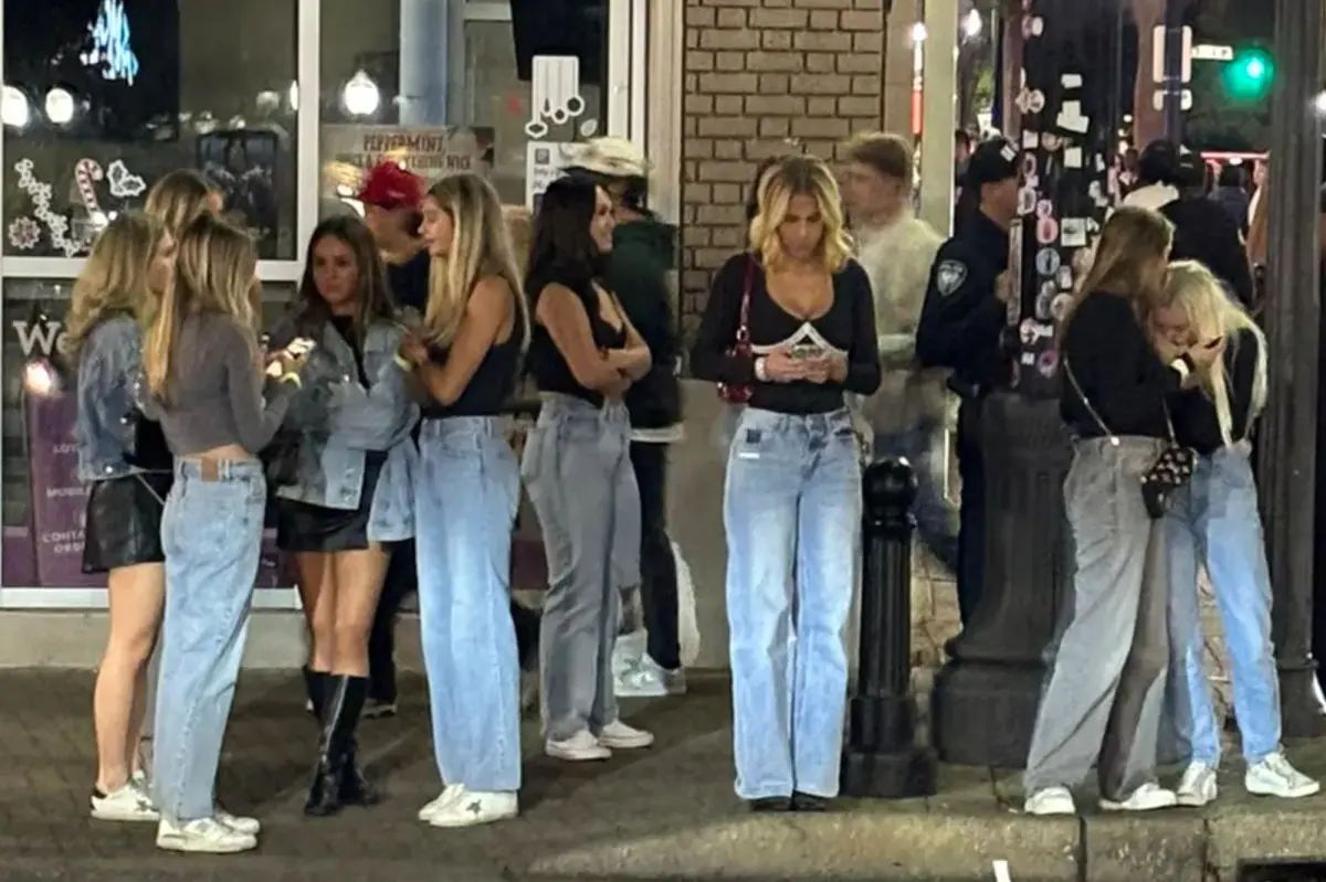 Social media is leading to a decrease in southern accents and personal uniqueness.