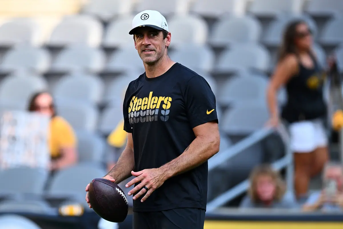 Steelers anticipate Aaron Rodgers will be their quarterback if he comes back to the NFL