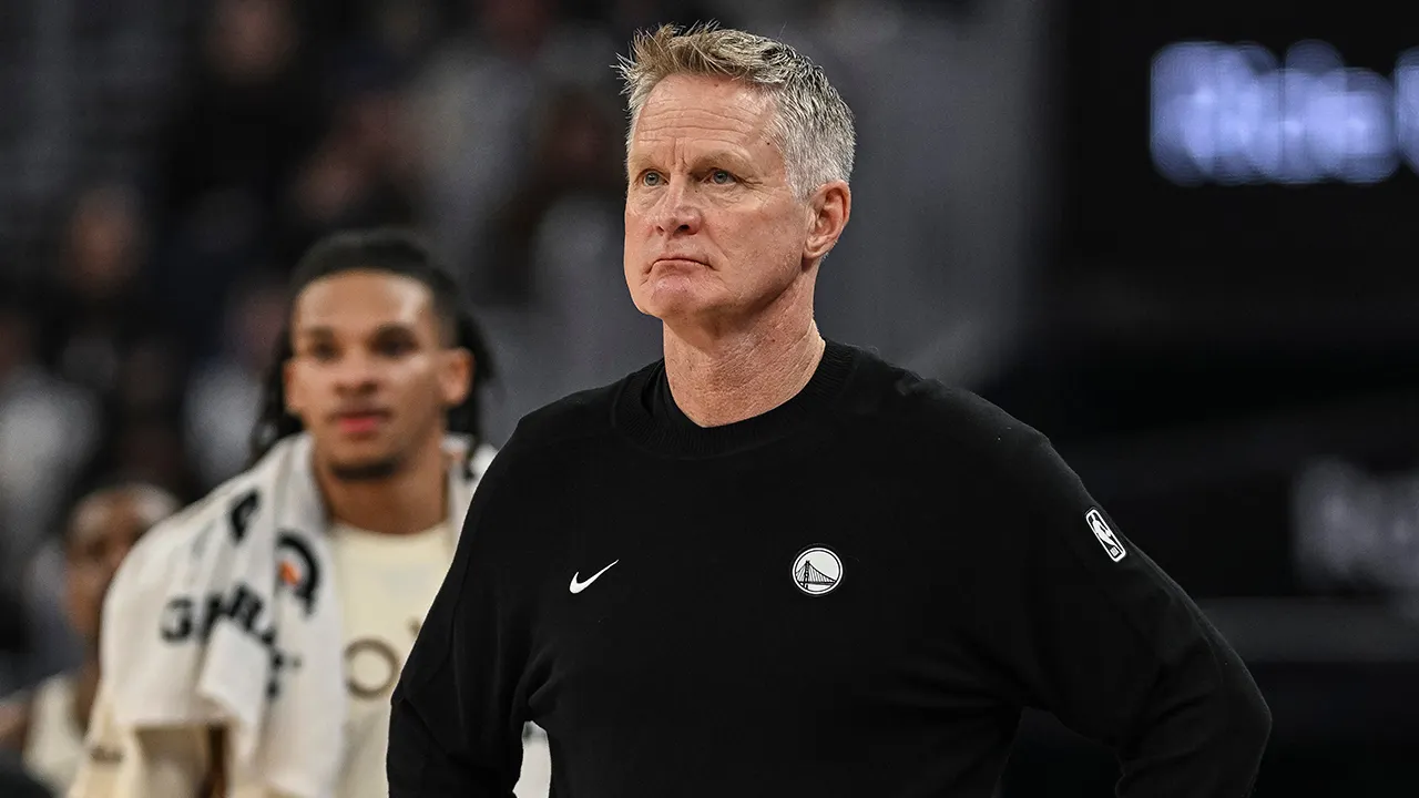 Steve Kerr responds to the 'shameful' ICE shooting that took Renee Good's life