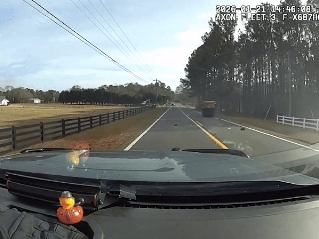 Teen crashes stolen SUV after 115 mph chase in Fayette County, taken into custody