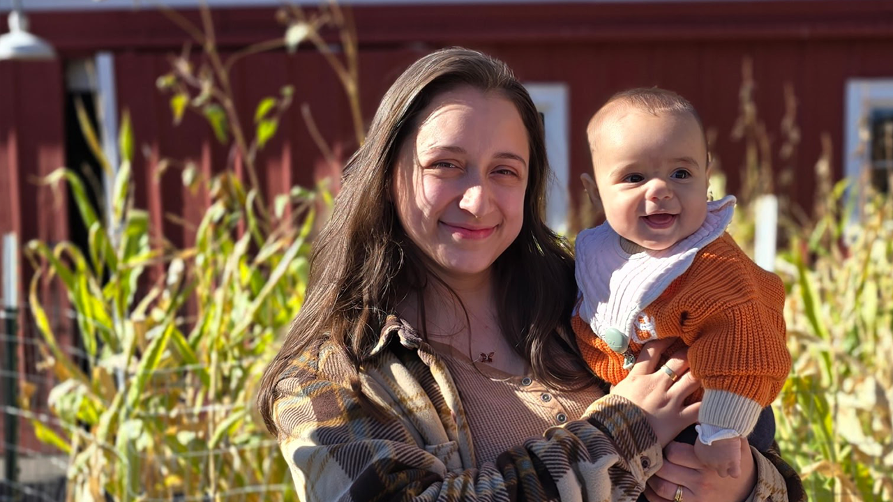 Teen in Illinois taken into custody for reportedly killing pregnant mother and setting their home ablaze.