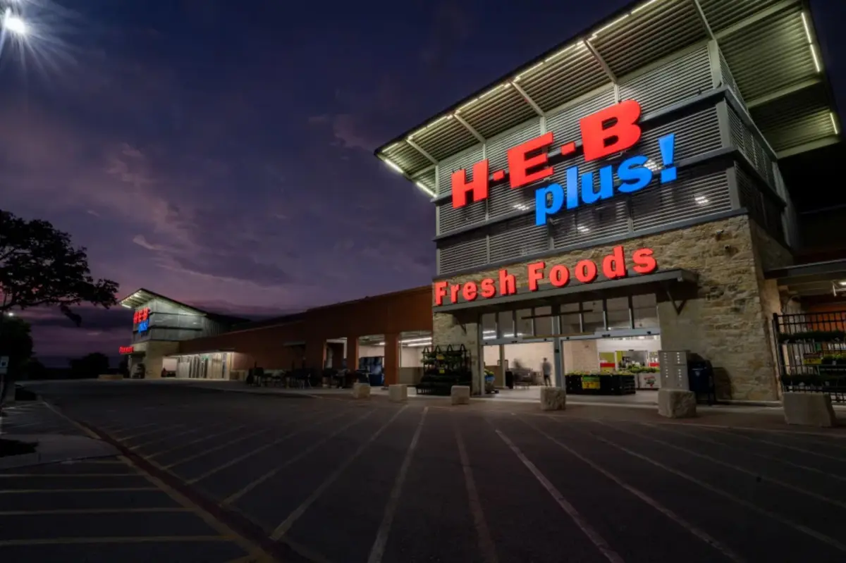 Texas store surpasses major food brands like Costco and Trader Joe's to become the best grocery store in America
