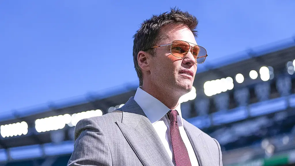 Tom Brady to help Raiders in their search for a new head coach