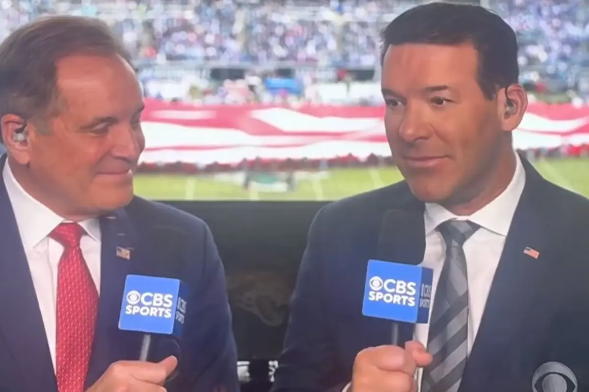 Tony Romo addresses criticism of the Bills-Jaguars playoff broadcast
