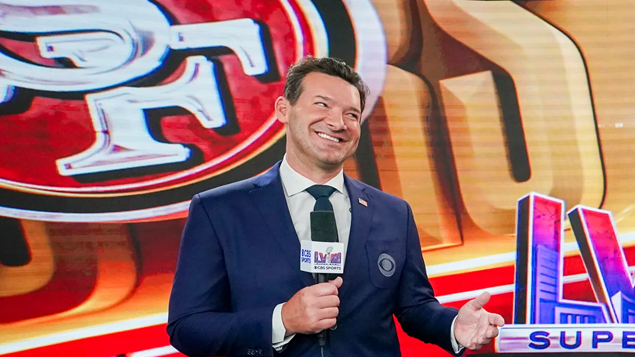 Tony Romo responds to criticism following another inconsistent year in the CBS booth