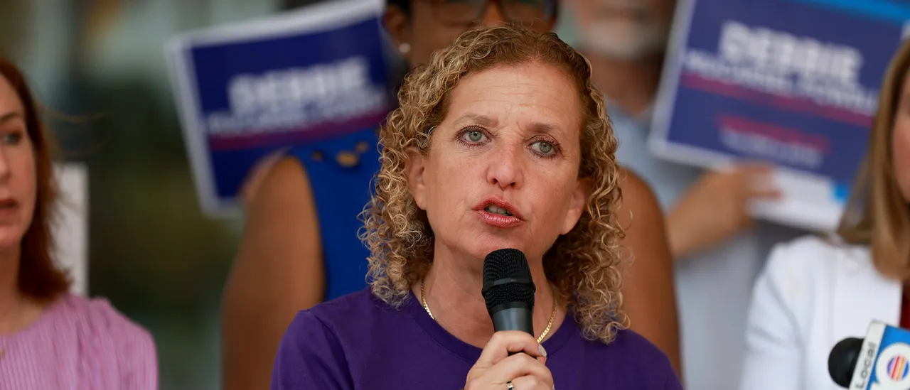 Top Democrat Commends Trump for Overthrowing 'Illegitimate' Maduro Despite Party's Quick Backlash