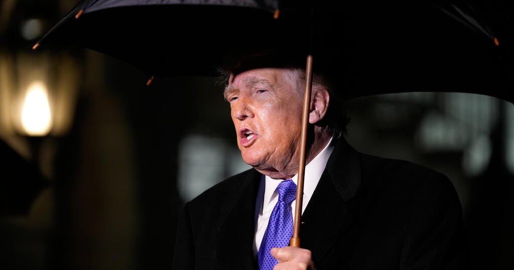 Trump calls on credit card companies to lower interest rates to 10% for a year.