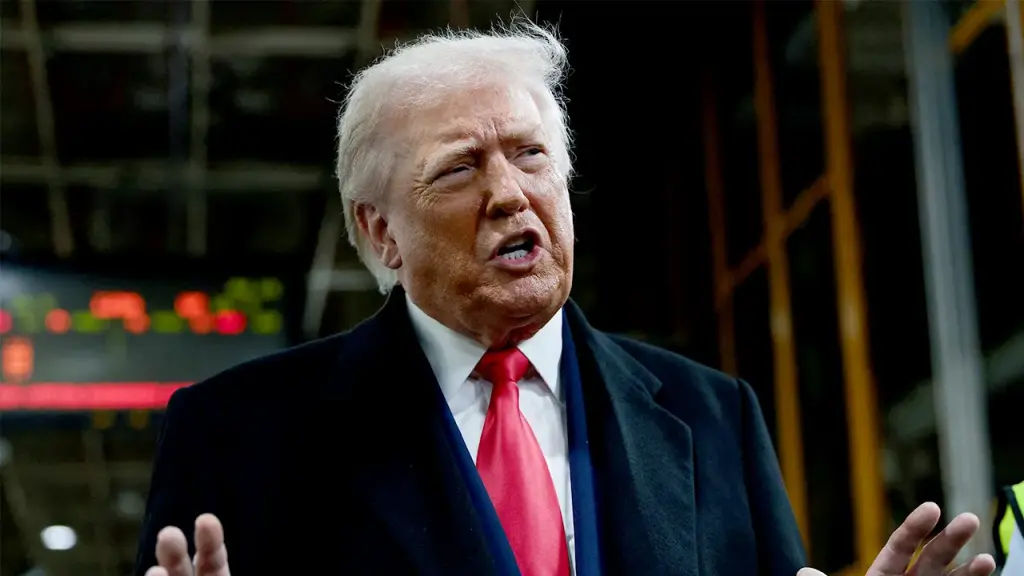 Trump claims he will respond forcefully to Iran if protesters are executed