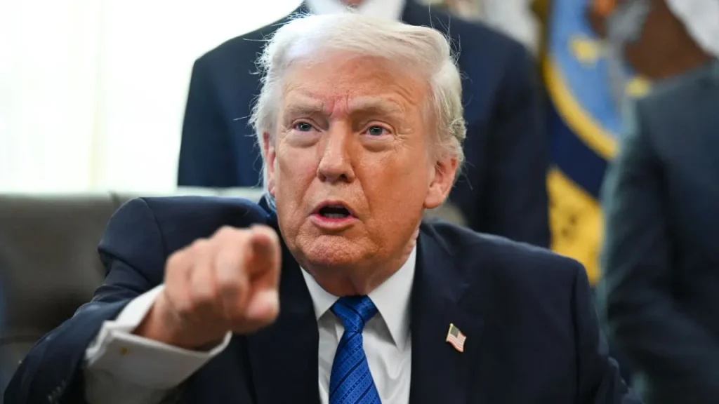 Trump criticizes Rep Ilhan Omar and Gov Tim Walz regarding Minnesota fraud scandal