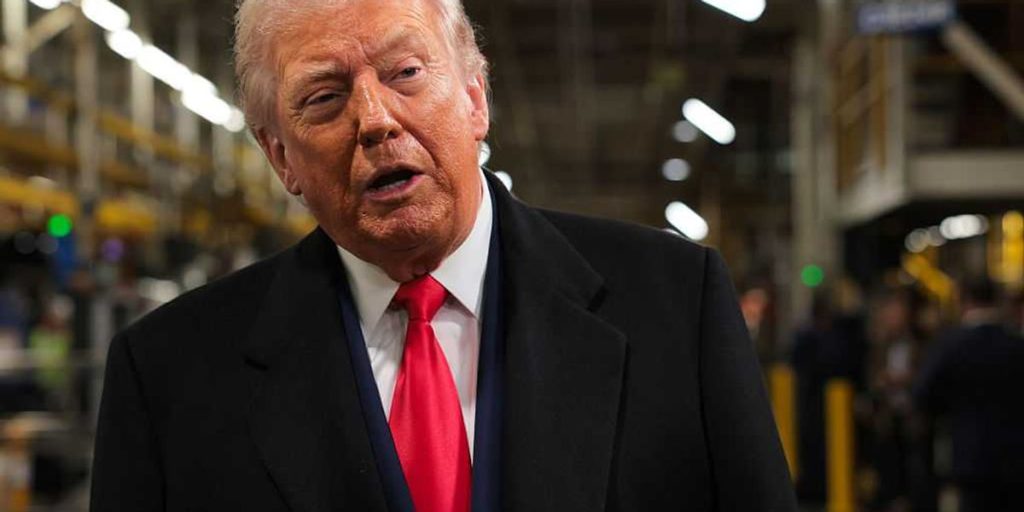 Trump focuses on leakers after IT contractor reportedly reveals Venezuela secrets to a reporter.