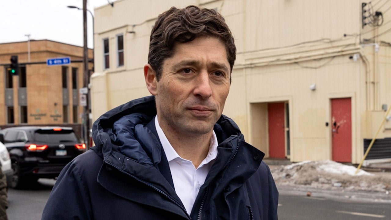 Trump proposes an agreement on immigration enforcement to Minneapolis Mayor Jacob Frey
