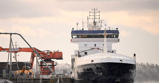Two Crew Members Taken Into Custody for Cable Damage in the Gulf of Finland