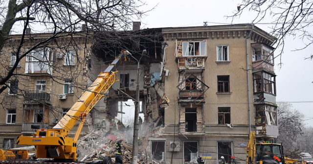 Two Persons Dead, 23 Injured in Russian Drone Attacks on Ukraine