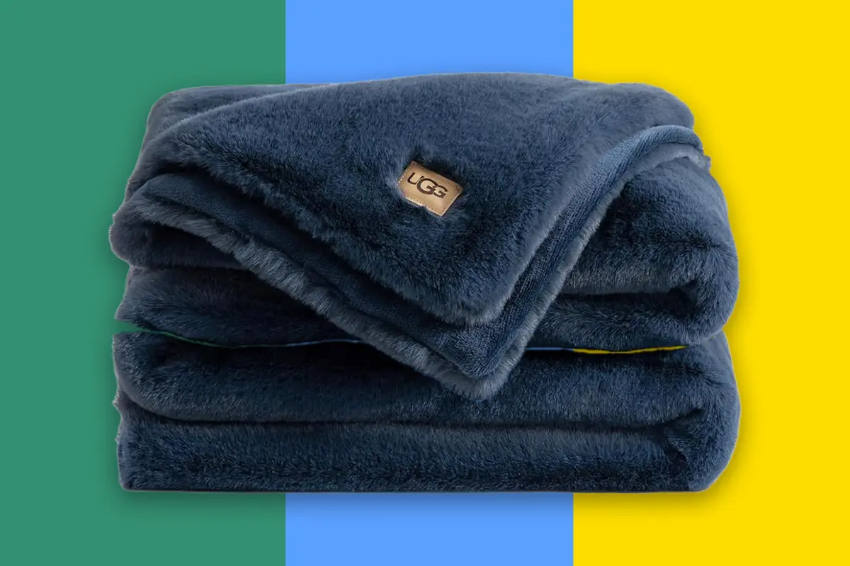 UGG’s Euphoria Faux Fur Throw Blanket is close to 50% discounted on Amazon