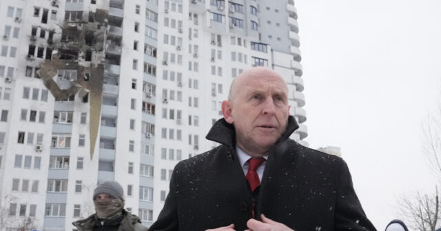 UK Defence Secretary Expresses Desire to Capture Putin Similar to Maduro