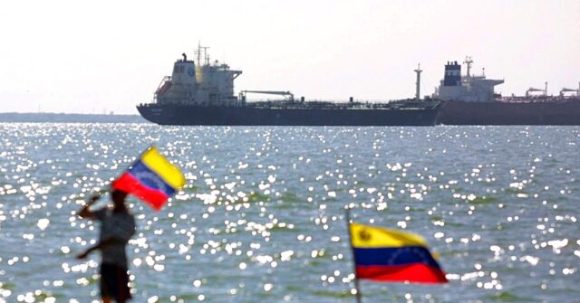 U.S. Treasury Focuses on Oil Traders Involved in Evasion of Sanctions Against Maduro's Government