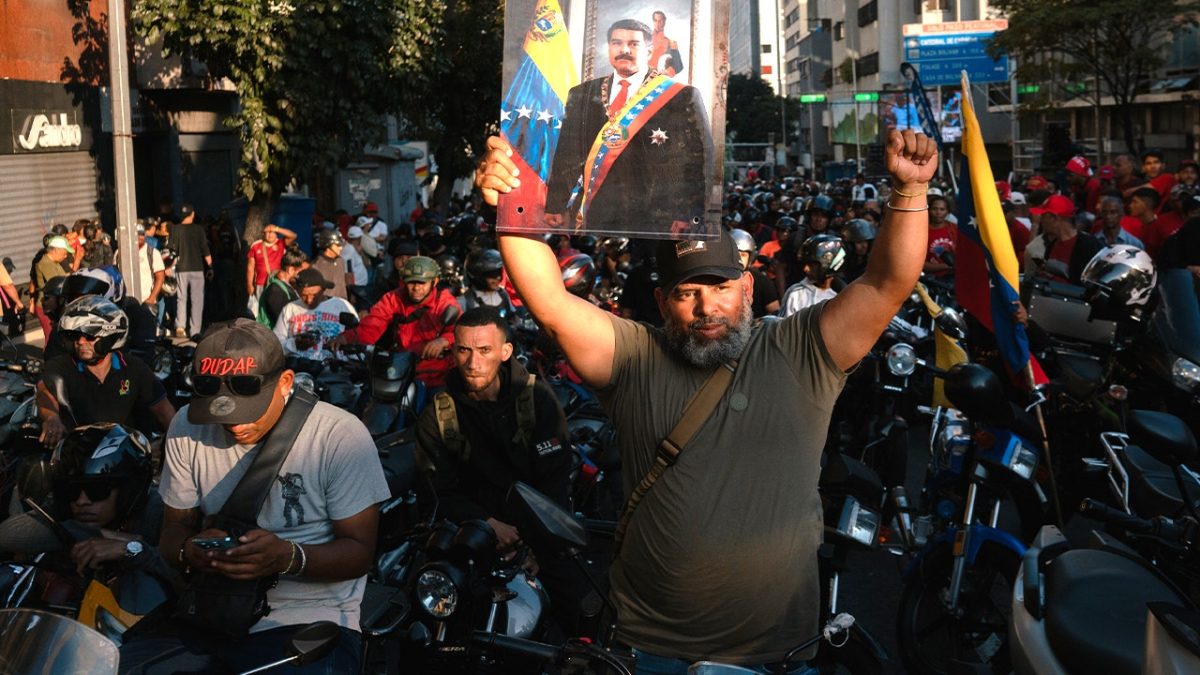 U.S. arrest of Maduro exposes Venezuela to risks from armed groups