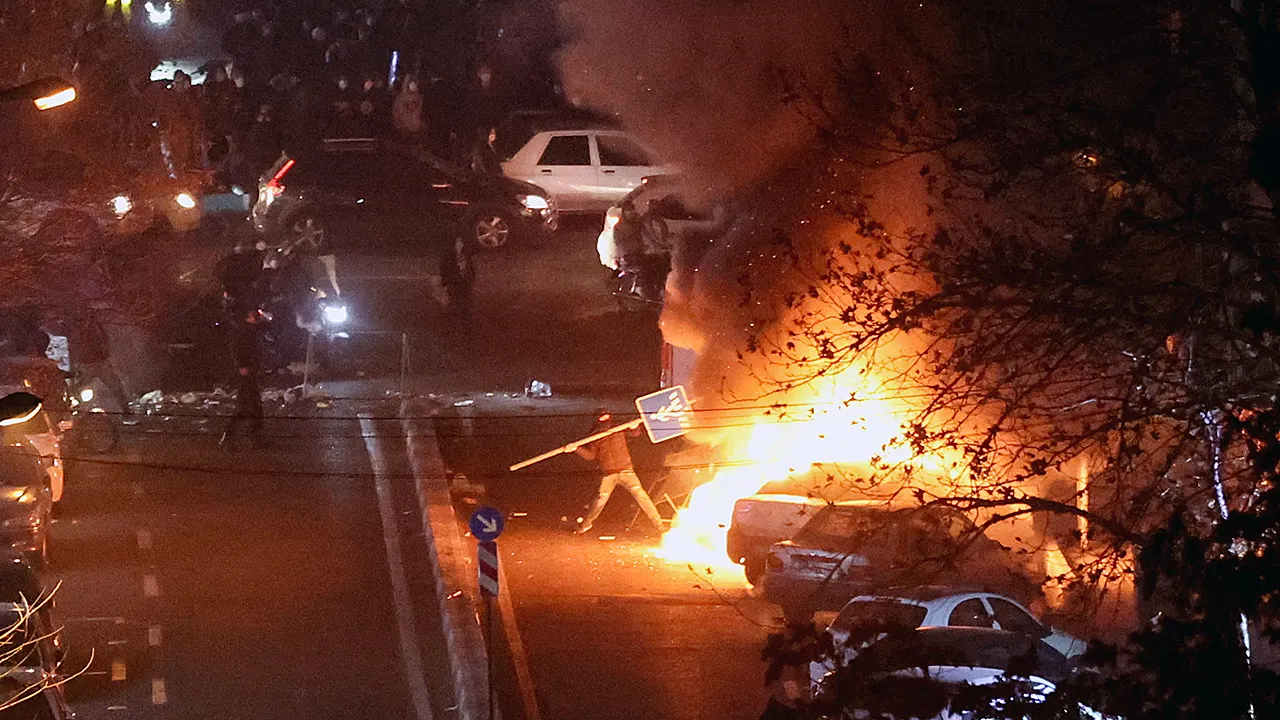 US embassy advises Americans to exit Iran immediately amid increasing protests