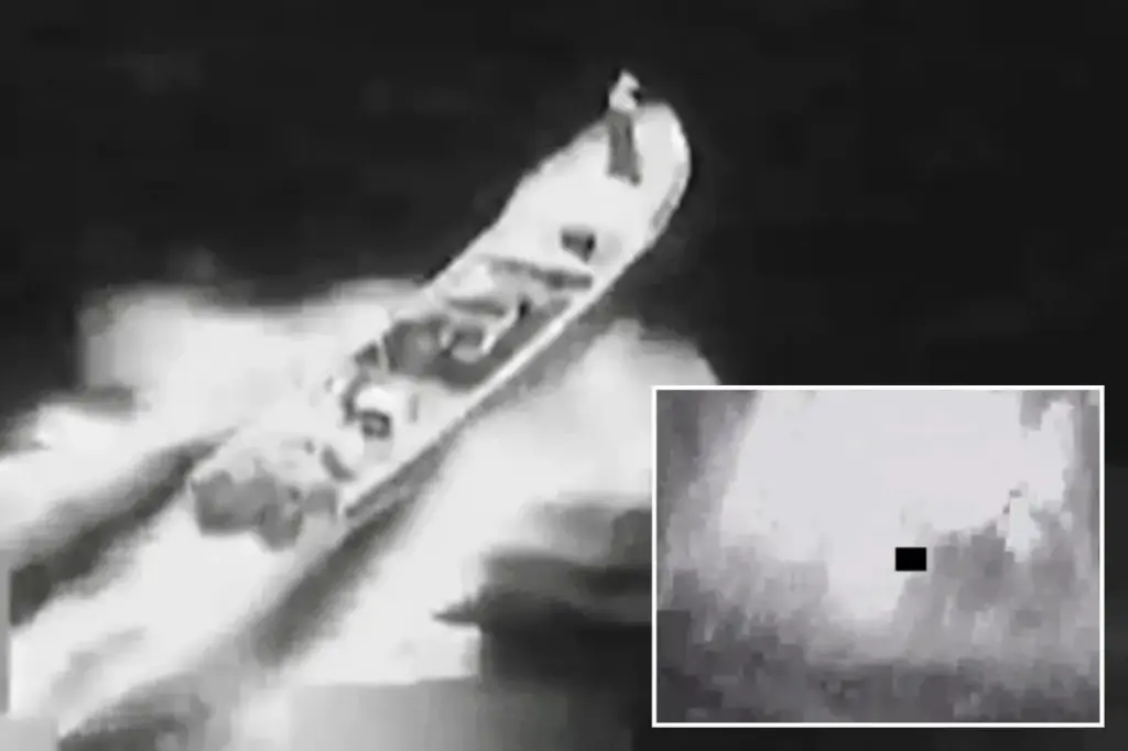 US military targets suspected drug traffickers' boat with a decisive attack in the Eastern Pacific