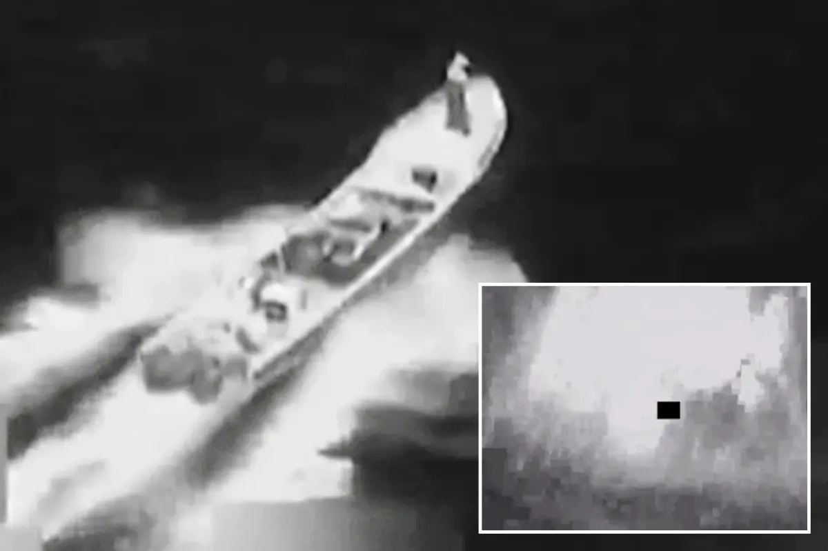 US military targets suspected drug traffickers' boat with a decisive attack in the Eastern Pacific