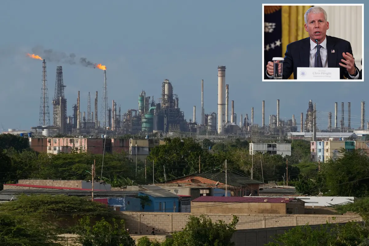 US sells Venezuelan oil at a 30% premium, finalizes $500 million agreement, according to energy secretary.