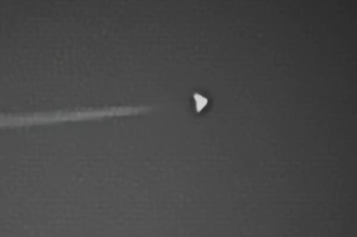 Unidentified 'Dorito-shaped' aircraft seen flying at night over Area 51