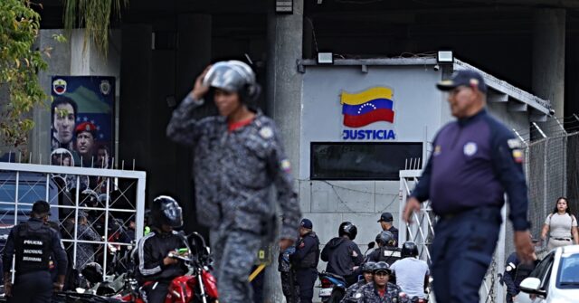 Venezuela Delays Release of Political Prisoners, an Important Commitment to Trump